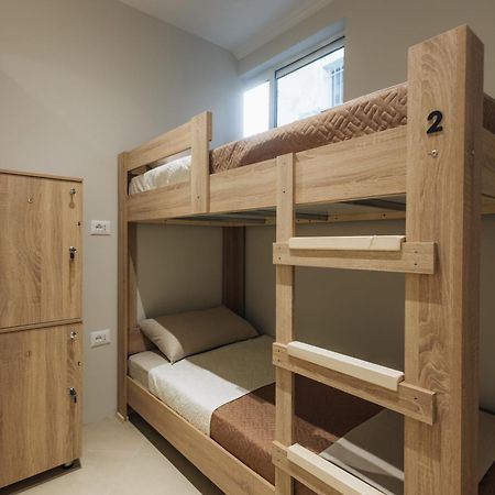 Gm Tirana Hostel Екстериор снимка