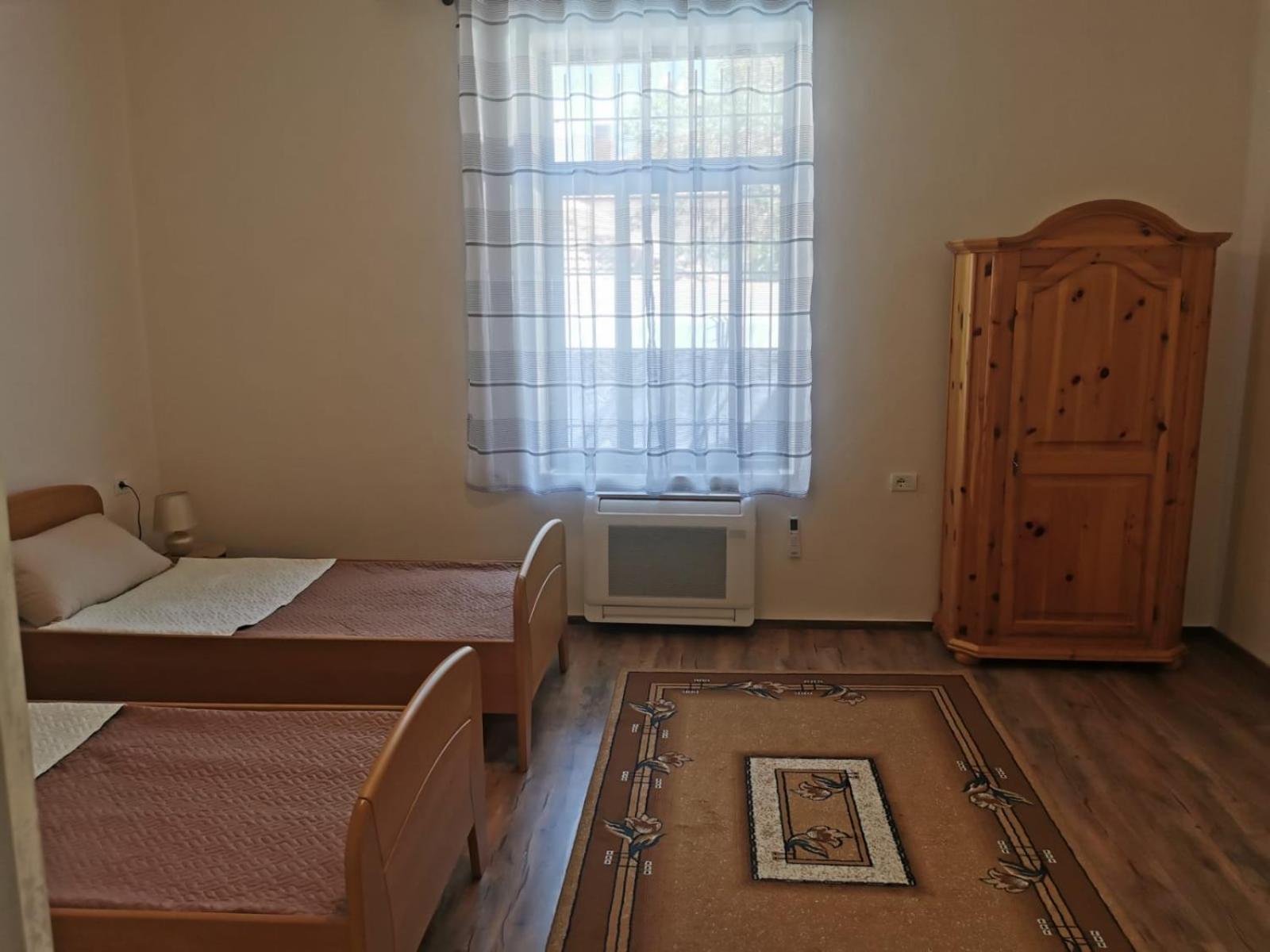Gm Tirana Hostel Екстериор снимка