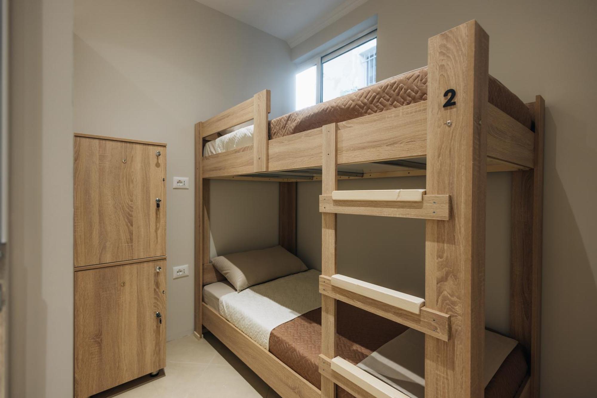 Gm Tirana Hostel Екстериор снимка