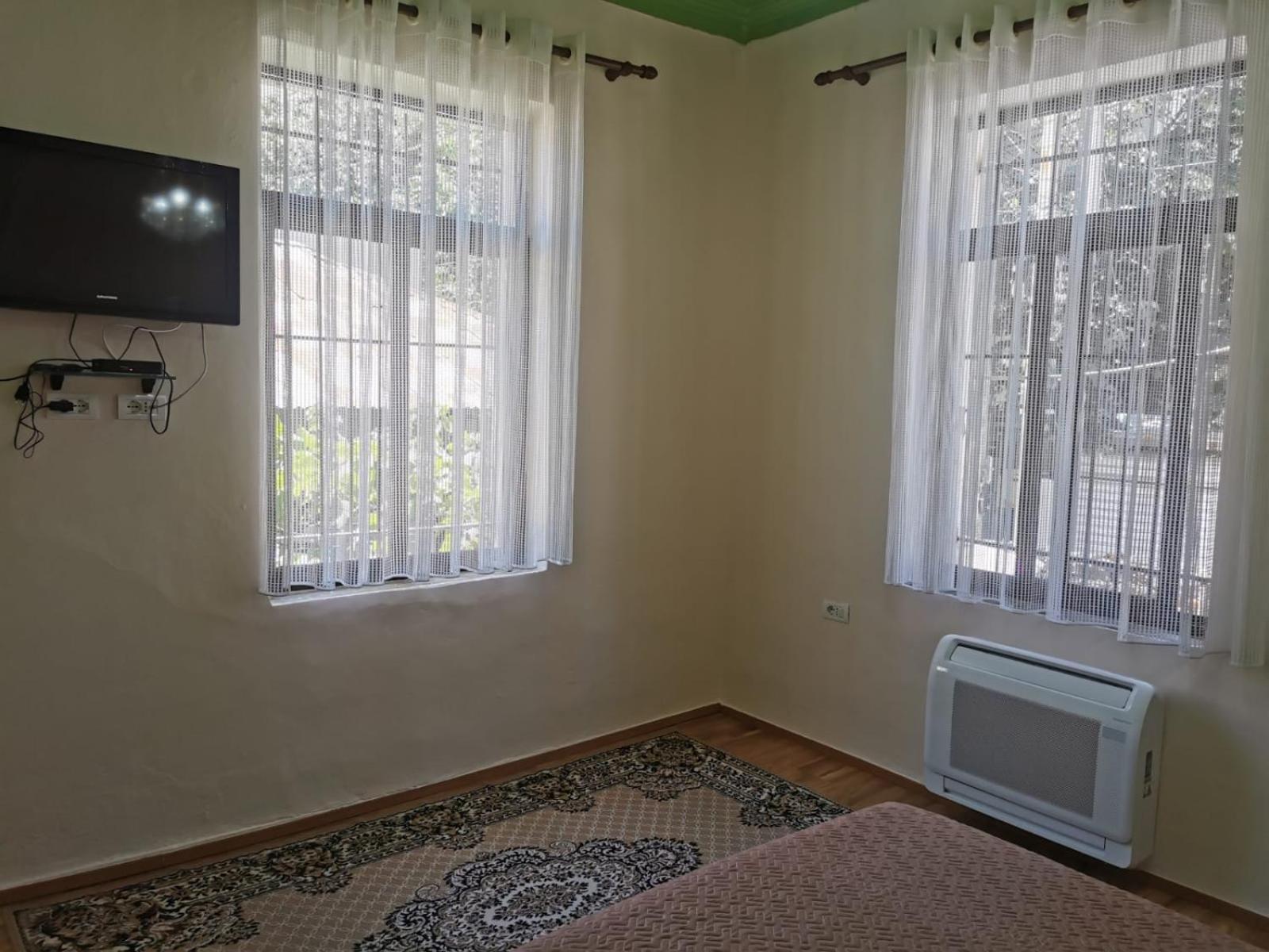 Gm Tirana Hostel Екстериор снимка